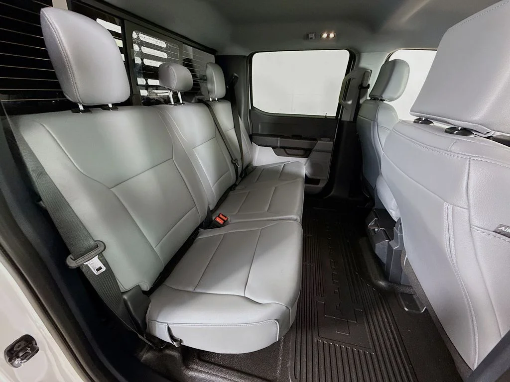 2025 Ford F-350 Super Duty Chassis Cab XL - Photo 27