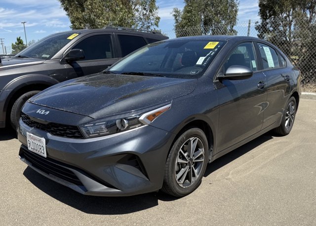 Used 2024 Gravity Gray Kia LXS image 3