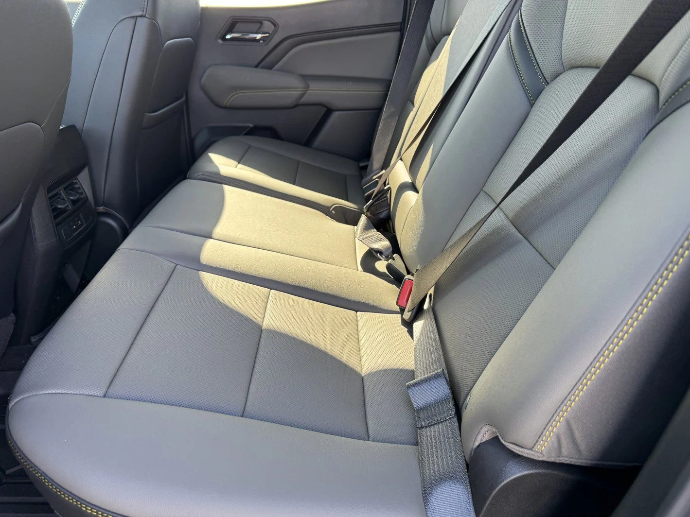 2026 Chevrolet Colorado ZR2 - Photo 13