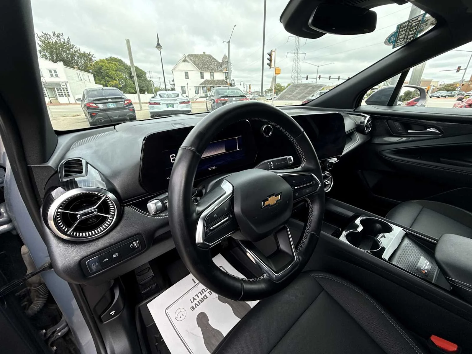 2024 Chevrolet Blazer EV LT - Photo 10