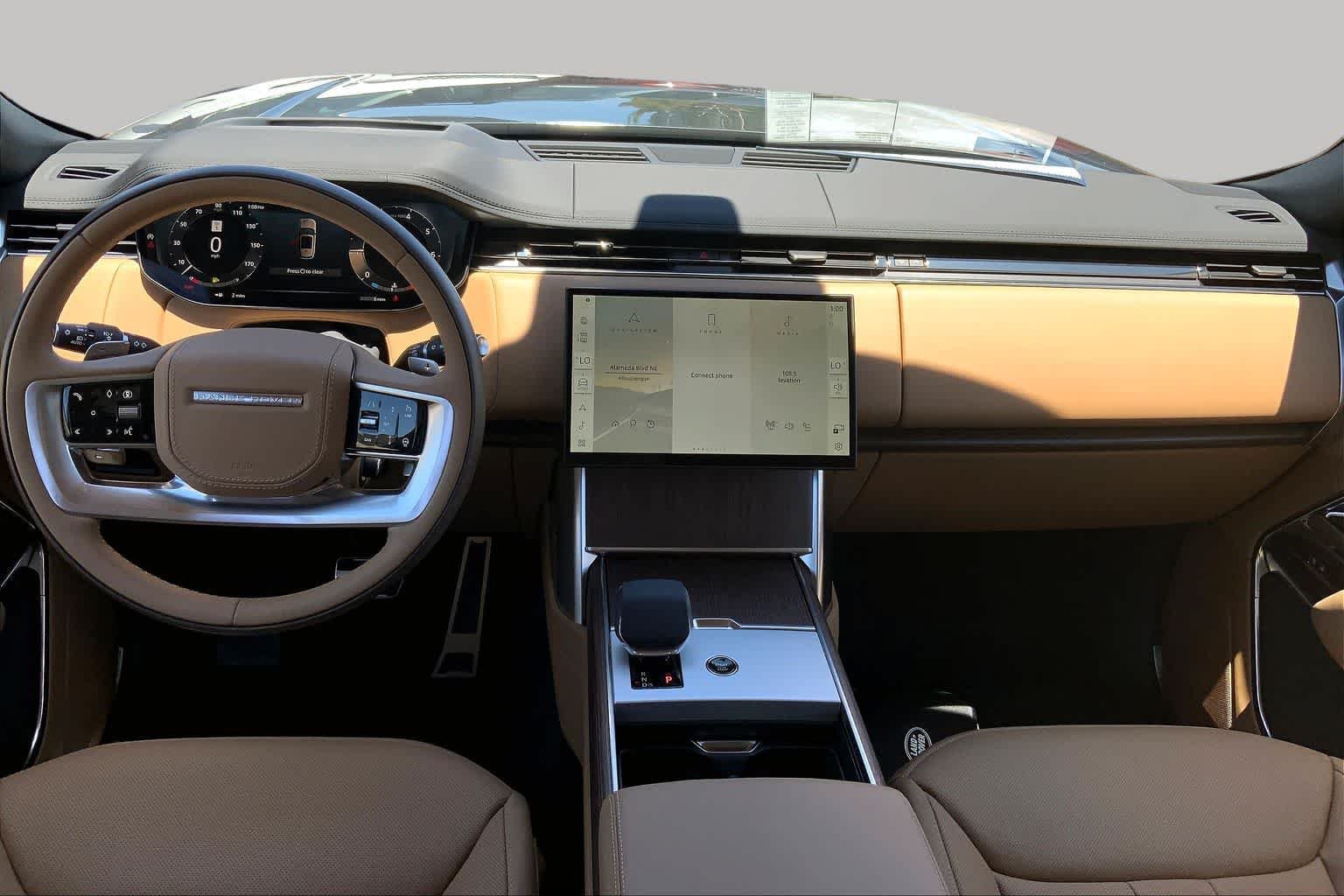 New 2026 Belgravia Green Land Rover SE image 5