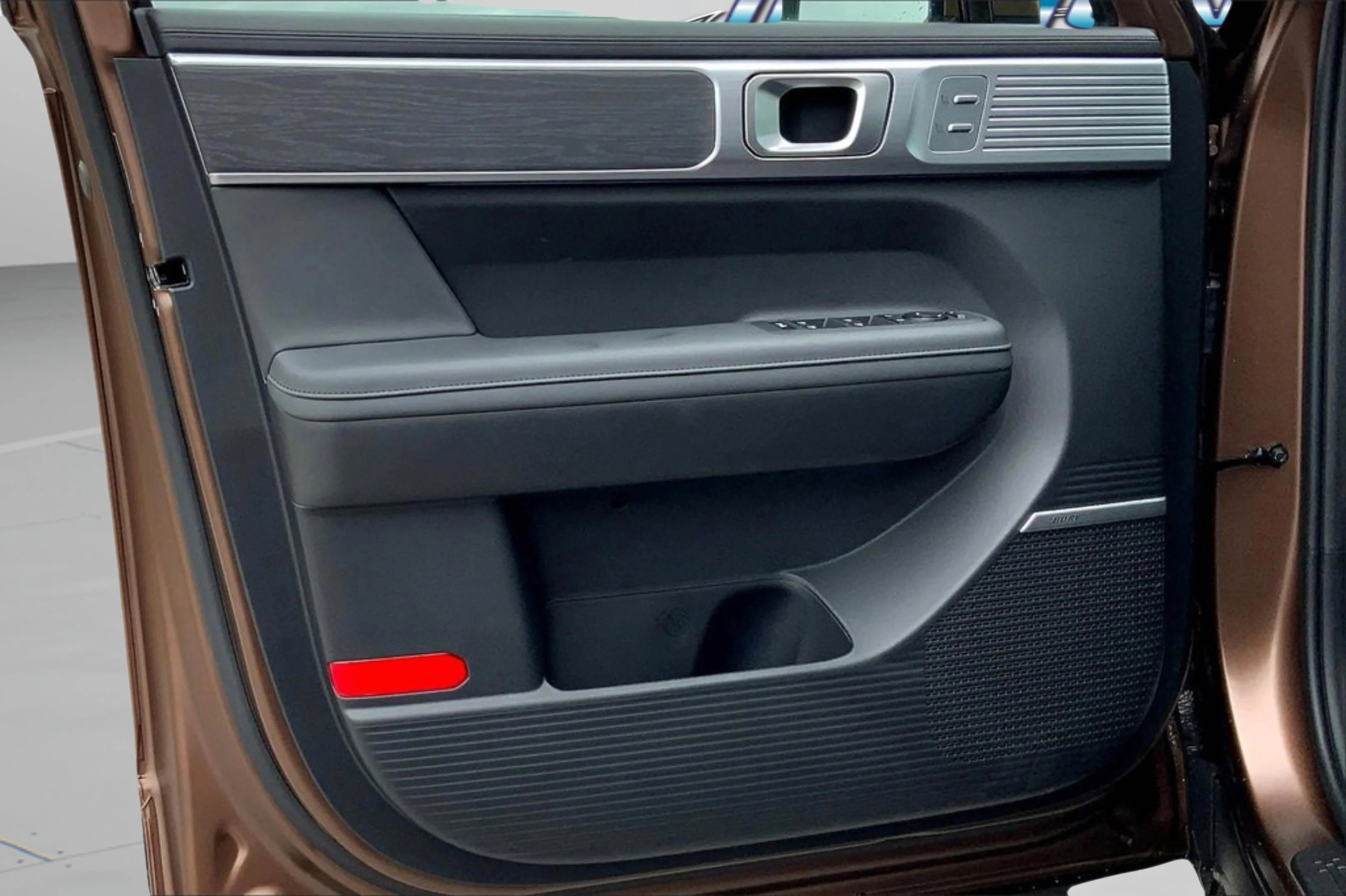 2025 Hyundai Santa Fe Limited - Photo 18