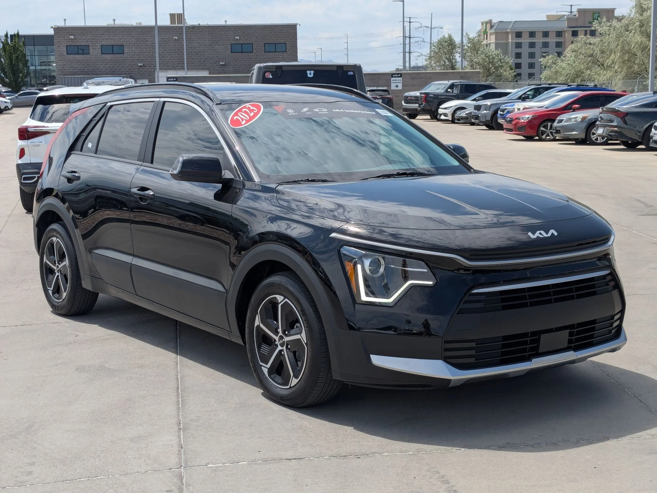 Used 2023 Aurora Black Pearl Kia EX image 7