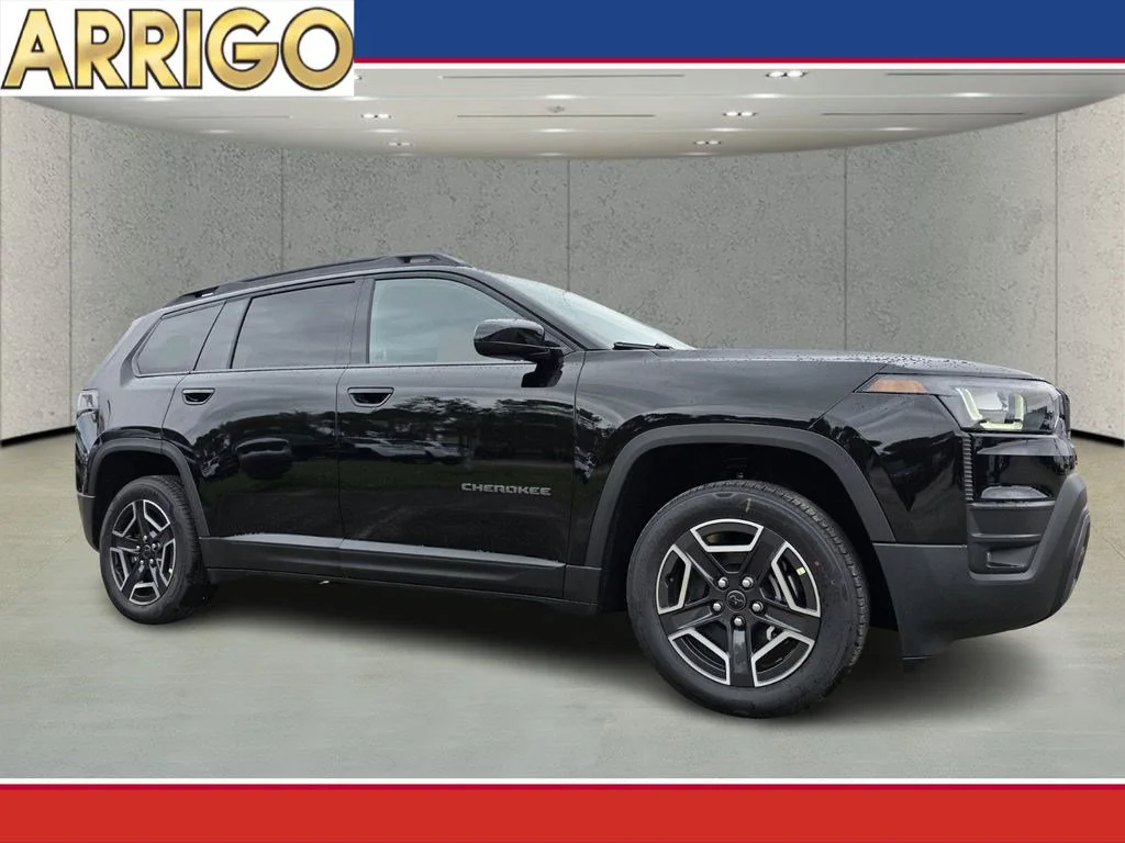 New 2026 Diamond Black Crystal Pearl-Coat Exterior Paint Jeep Laredo image 1