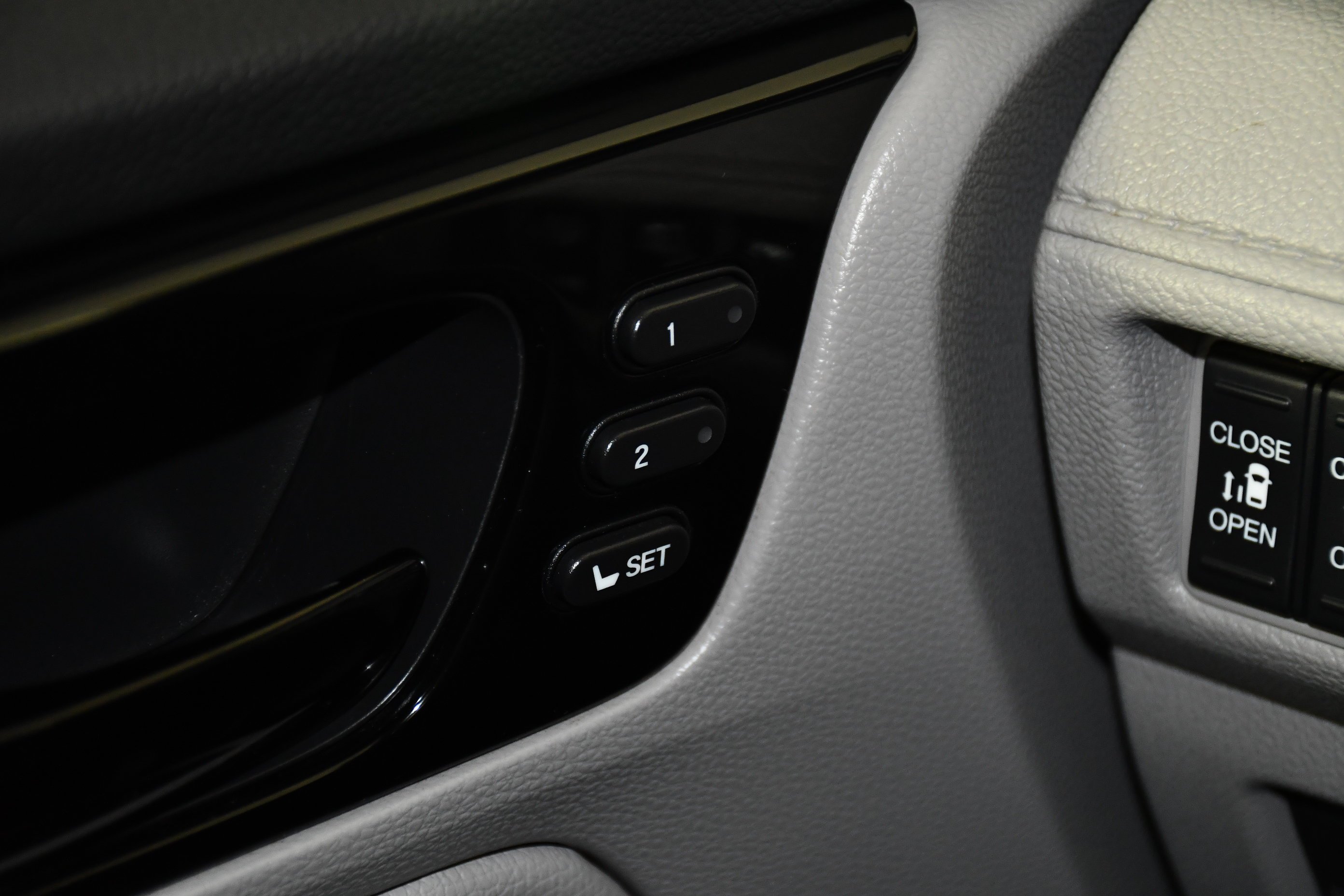 Used 2022 Black Honda Touring image 35