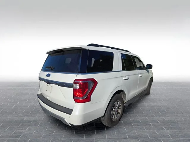 Used 2020 White Ford XLT image 3