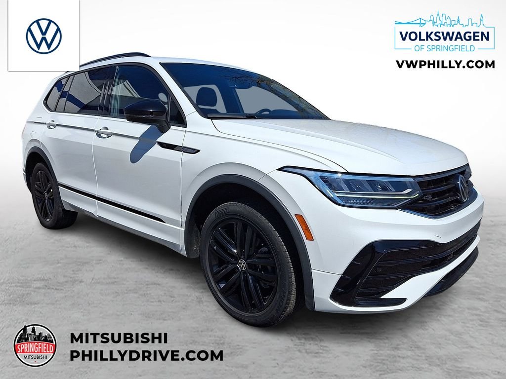 Used 2022 White/off-white Volkswagen 2.0T SE R-Line Black image 1