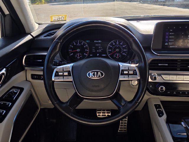 Used 2020 Snow White Pearl Kia SX image 27