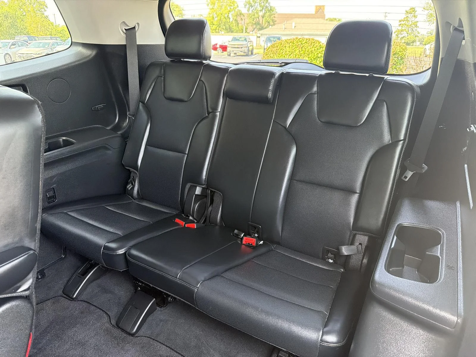 Used 2024 Everlasting Silver Kia S image 41