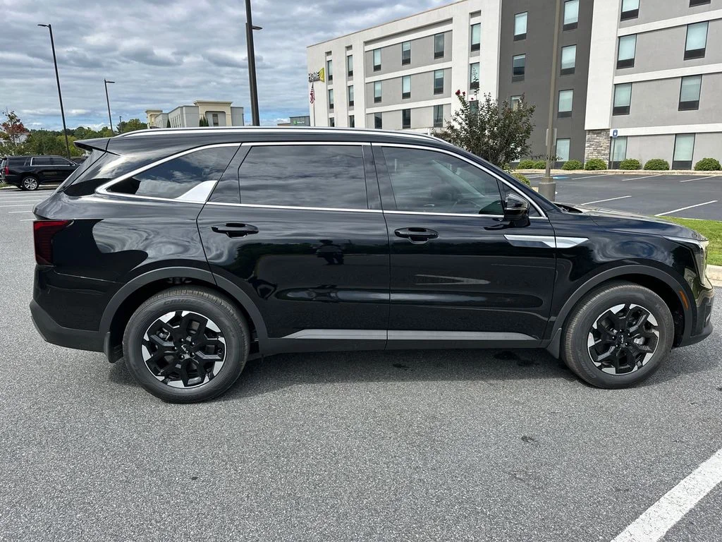New 2026 Black Kia S image 8