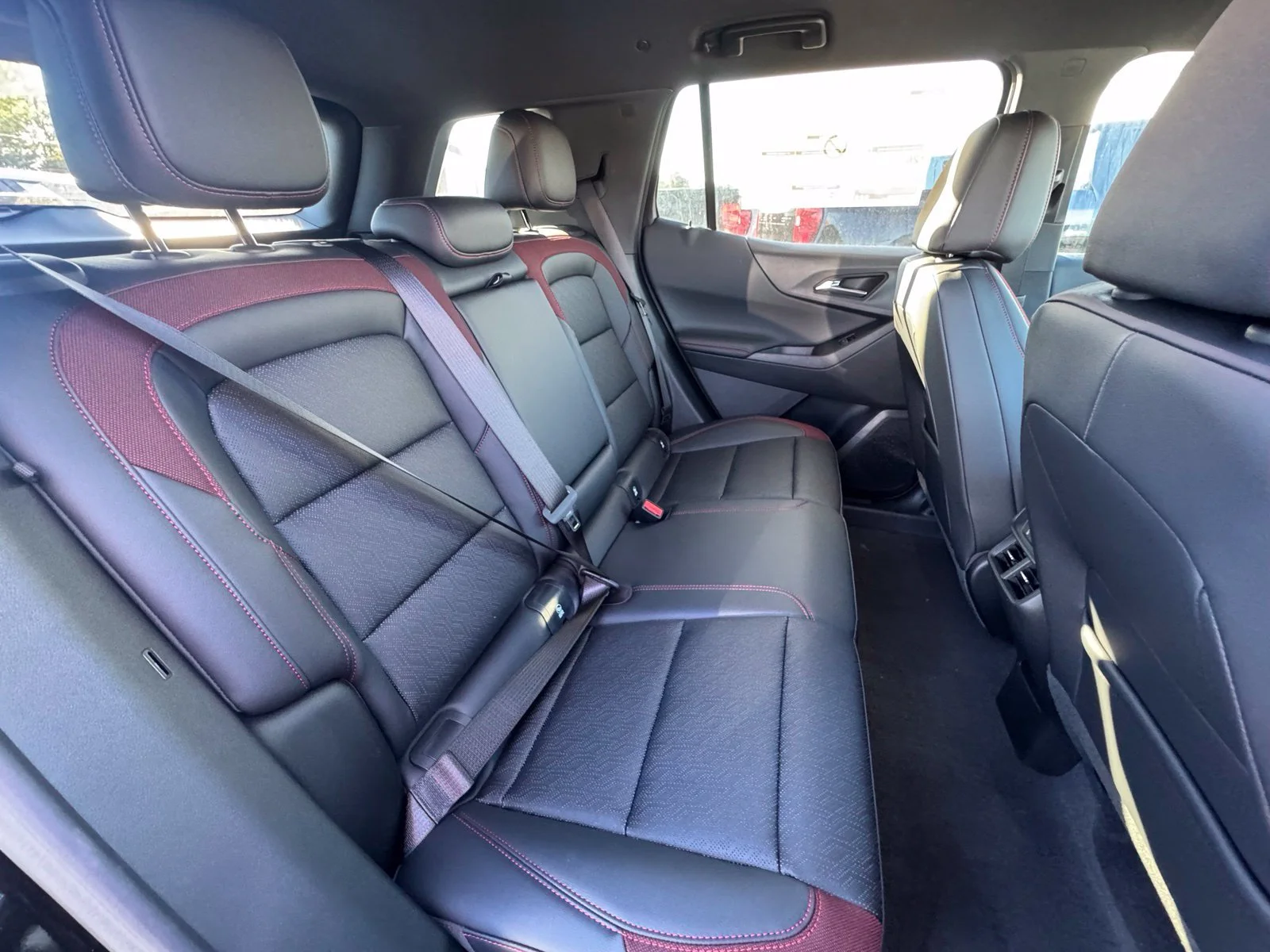 2027 Chevrolet Equinox RS - Photo 31