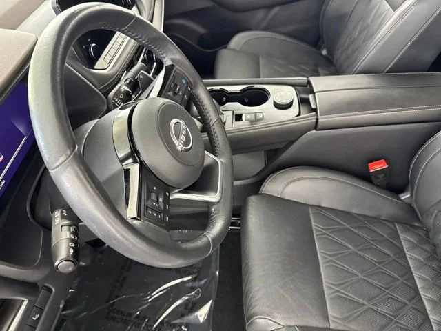 Certified Used 2022 Silver Nissan Platinum image 20
