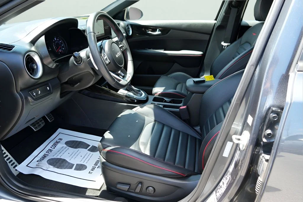 Used 2024 Gravity Gray Kia GT image 19