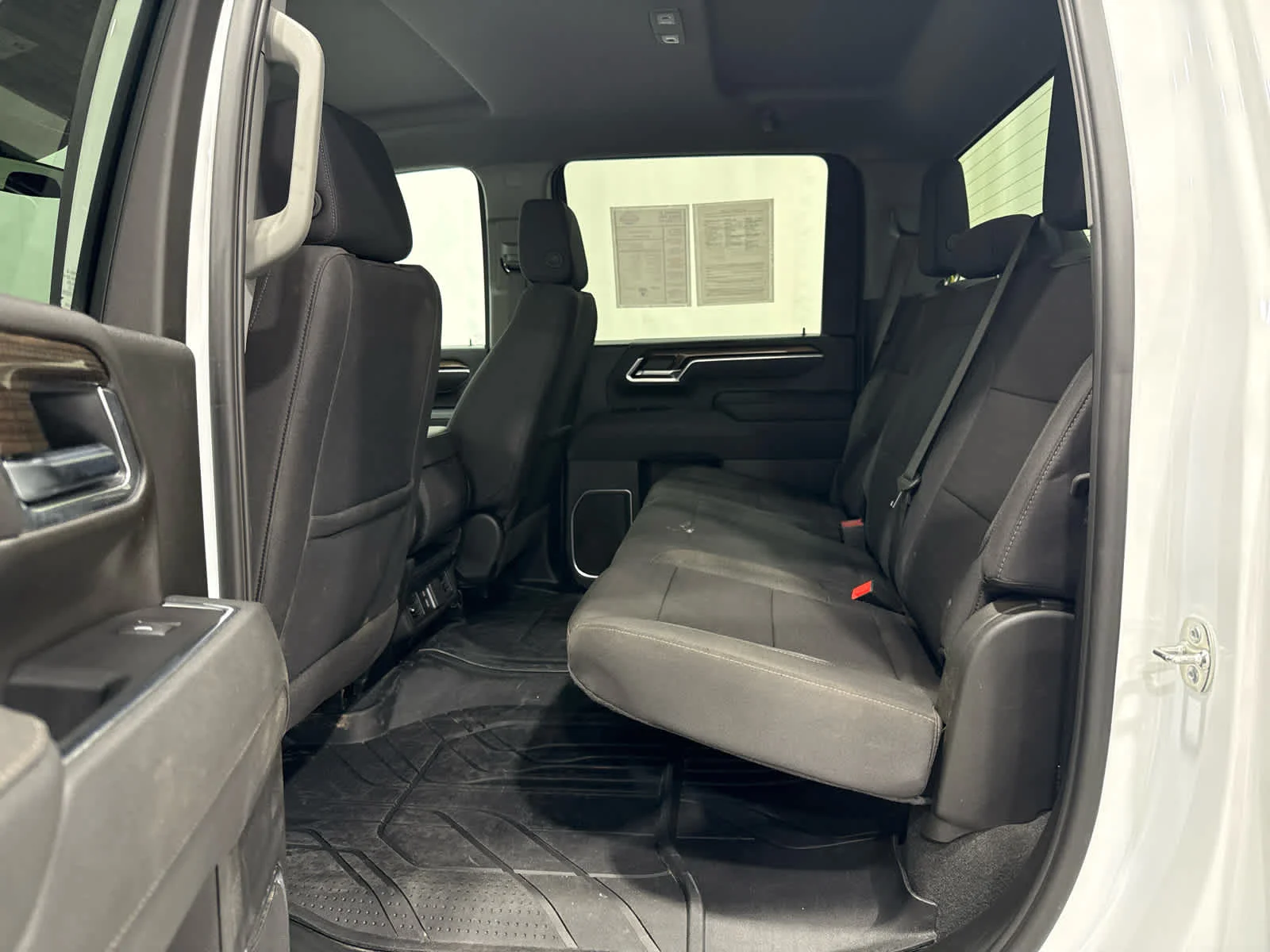 Used 2026 Summit White Chevrolet LT image 12
