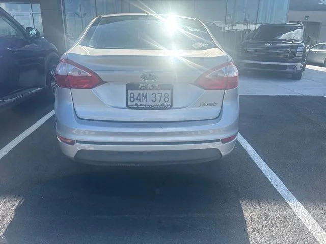 Used 2016 Silver Ford S image 7
