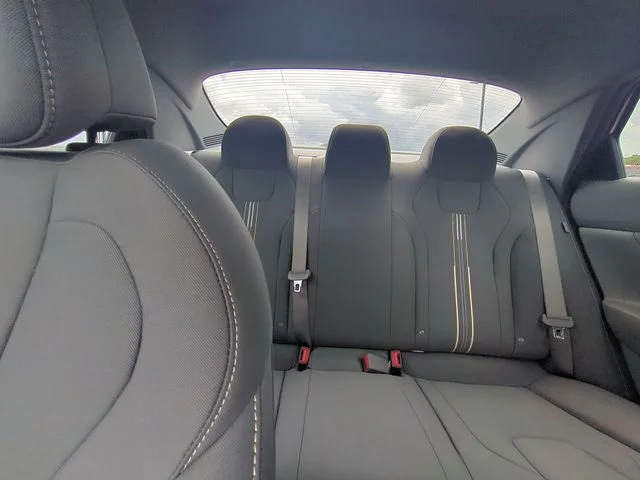 Used 2025 White Hyundai SEL Sport image 14