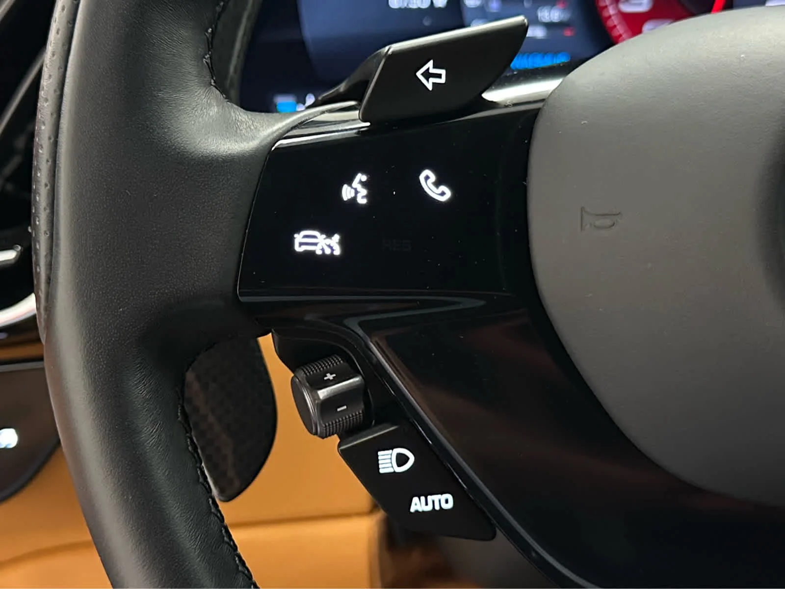 Used 2022 RED Ferrari  image 21