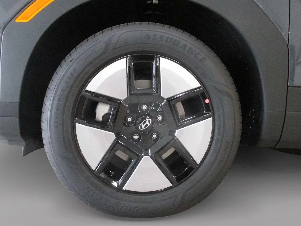 New 2026 Gray Hyundai SEL image 5