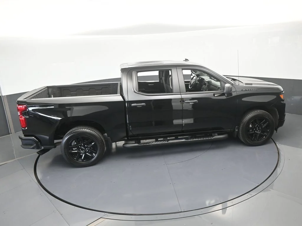 Used 2025 Black Chevrolet Custom image 54