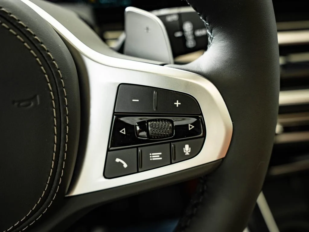 New 2026 Gray Metallic BMW xDrive50e image 27
