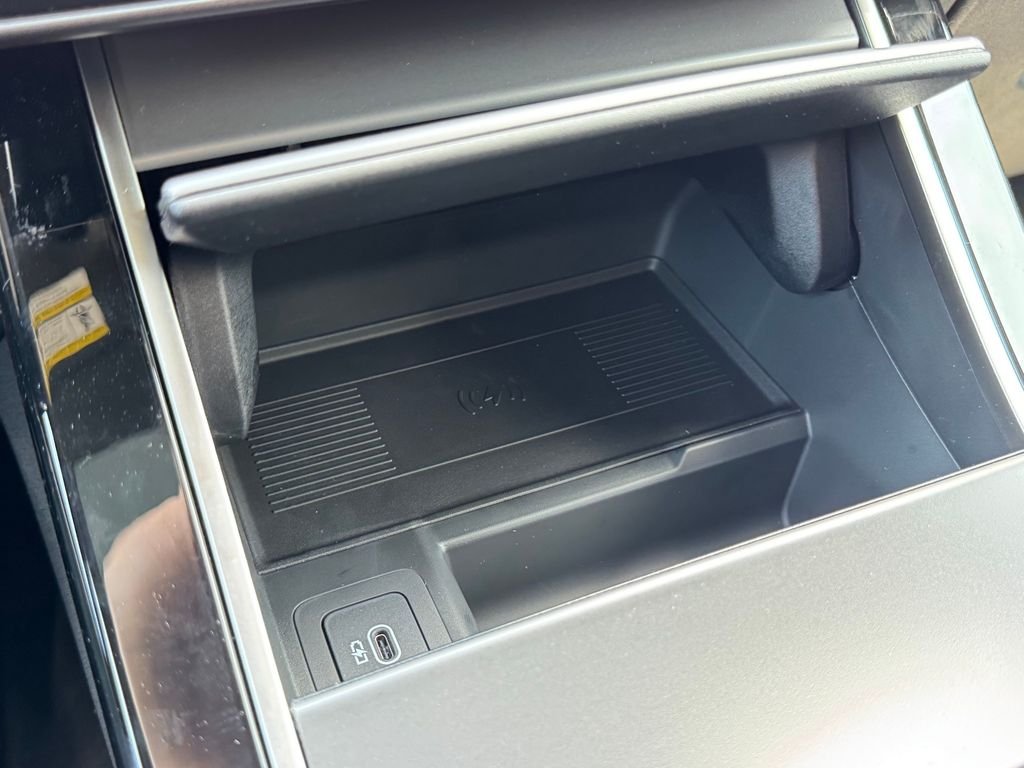 New 2026 Carpathian Grey Prem Met Land Rover S image 21