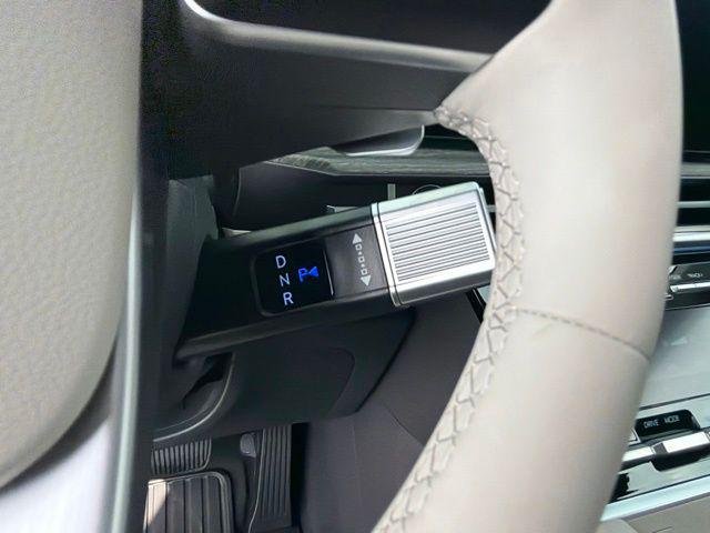 New 2027 Phantom Black Hyundai Limited image 27