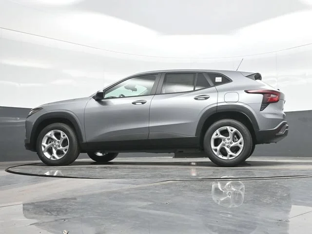 2026 Chevrolet Trax LS - Photo 20