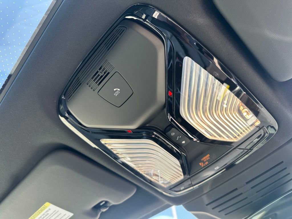 New 2026 Black Sapphire Metallic BMW xDrive40i image 28