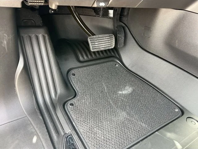 2026 GMC Sierra 1500 AT4X - Photo 14