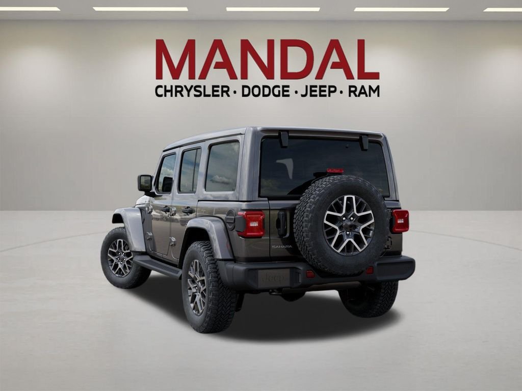 New 2026 Granite Crystal Metallic Clear-Coat Exterior Paint Jeep Sahara image 3