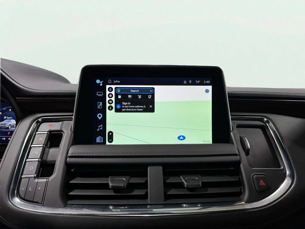 Used 2024 Summit White Chevrolet High Country image 13