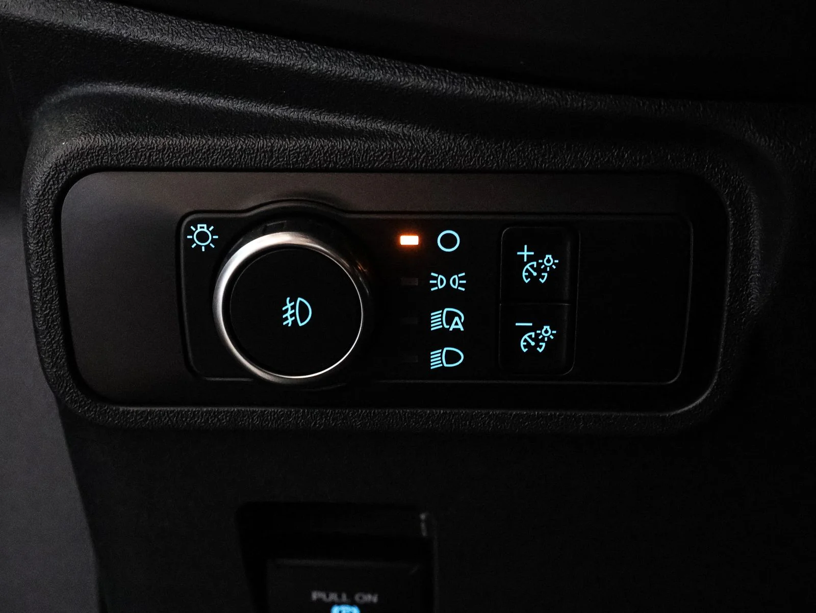 New 2026 Avalanche Gray Ford Badlands® image 29