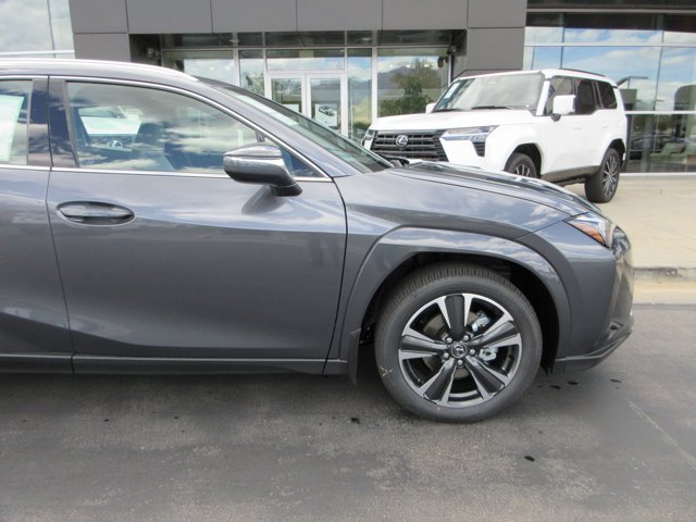 New 2026 Cloudburst Gray Lexus 300h Premium image 19