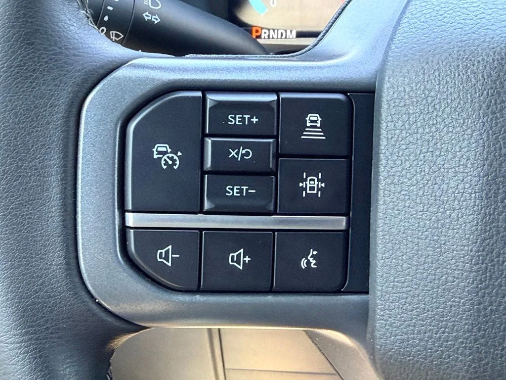 Used 2024 Gray Ford XLT image 28