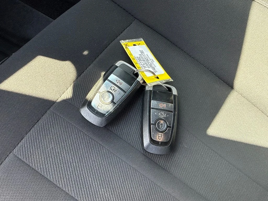 Used 2019 Gray Ford GT image 18