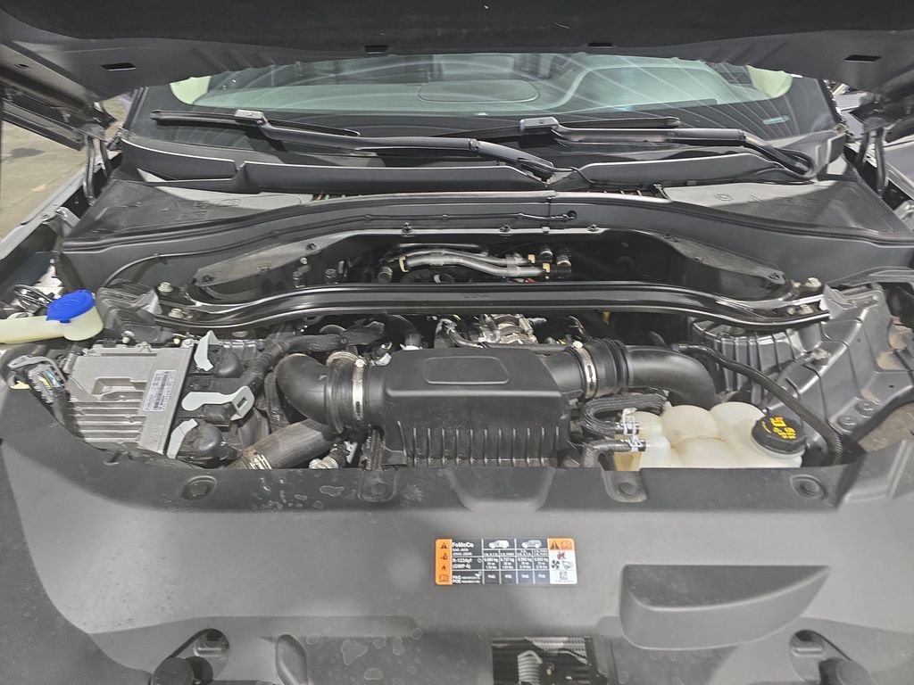 Used 2022 Gray Lincoln Reserve image 28