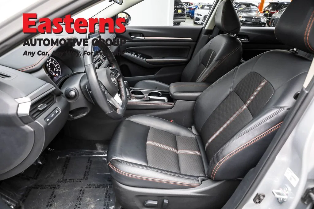 Used 2024 Silver Nissan 2.5 SR image 14