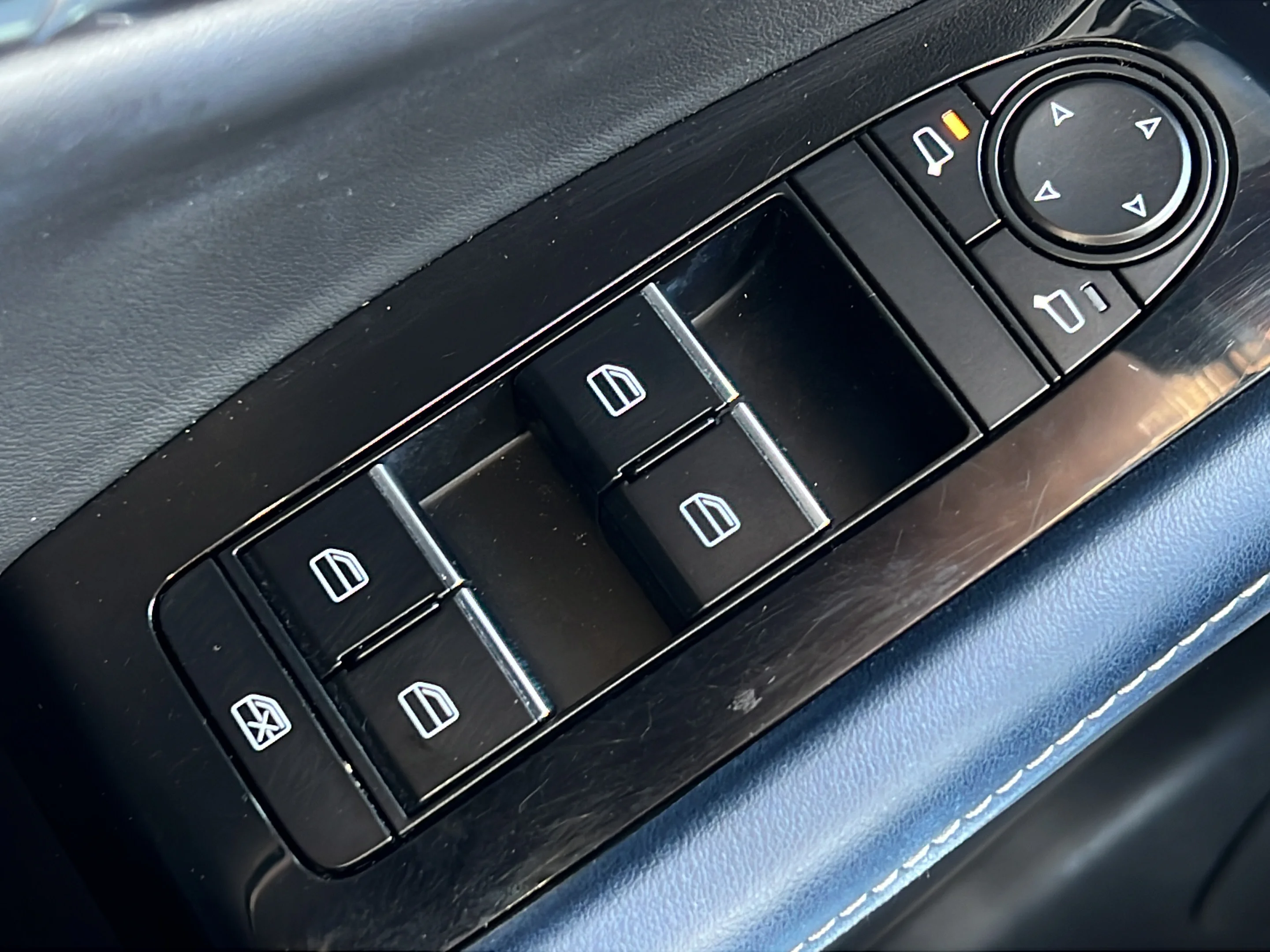 Used 2020 Machine Gray Mazda Preferred Package image 17