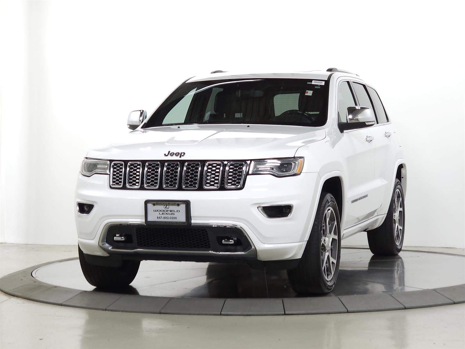 Used 2019 White Jeep Overland image 3