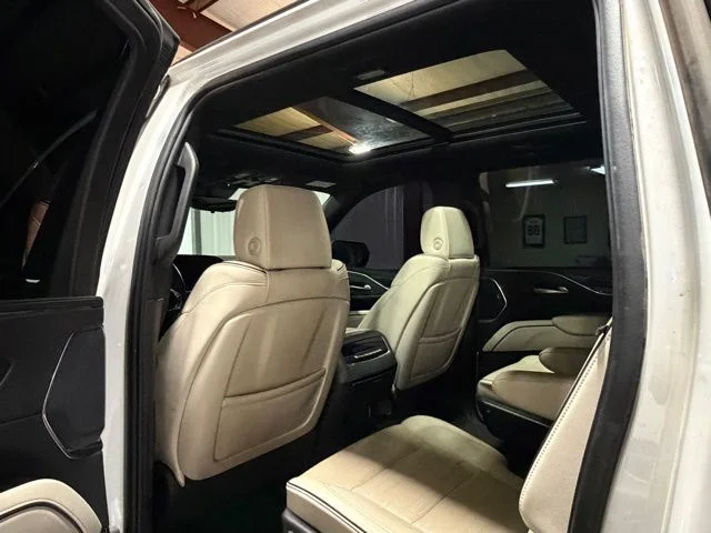 2022 Cadillac Escalade ESV Sport - Photo 10
