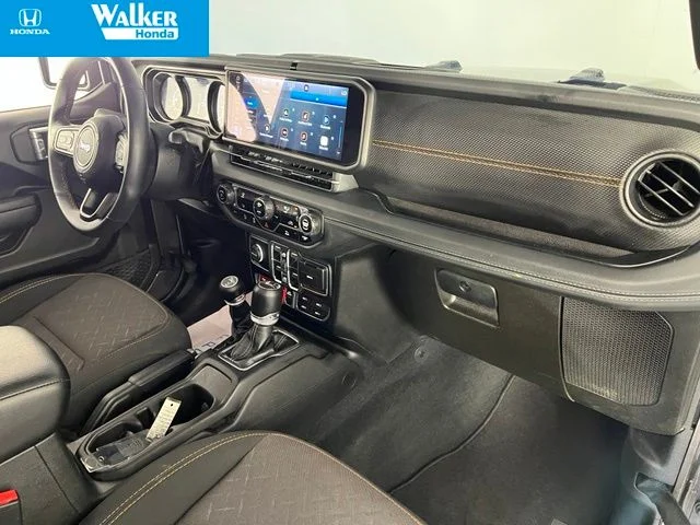 Used 2024 Crystal Metallic Jeep Mojave image 43