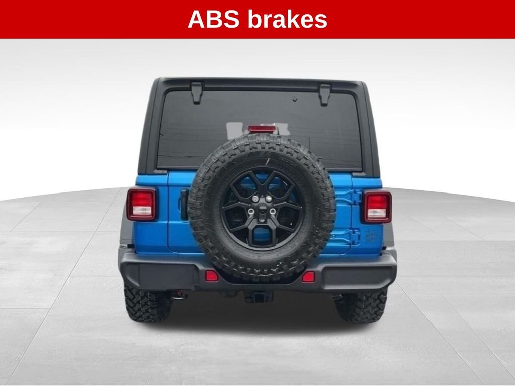 2026 Jeep Wrangler 4-Door Willys - Photo 4