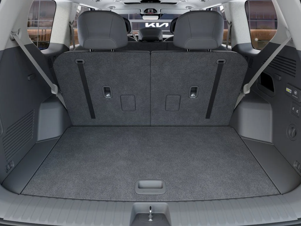 New 2026 Ebony Black Kia Wind AWD image 19