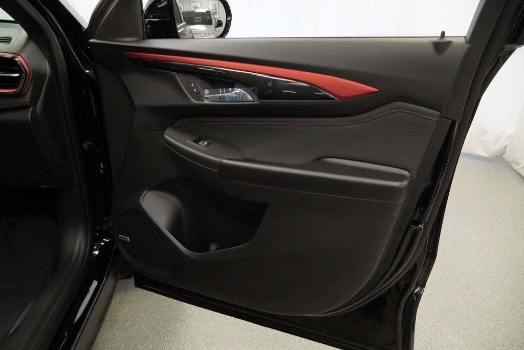 New 2026 Mosaic Black Metallic Chevrolet RS image 27