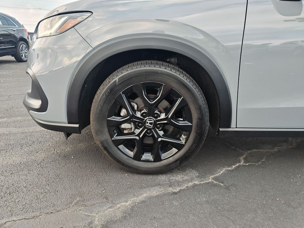 Used 2025 Gray Honda Sport image 10