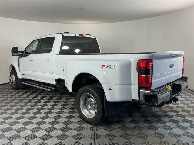 Certified Used 2025 White Ford Lariat image 6