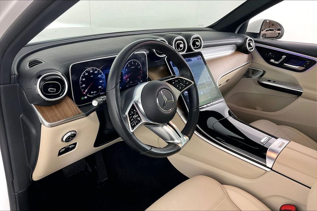 2023 Mercedes-Benz GLC GLC 300 - Photo 11