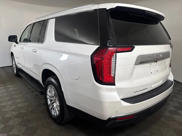 Certified Used 2021 White Frost Tri-Coat GMC SLT image 6