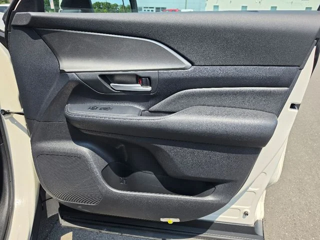 2024 Toyota Grand Highlander XLE - Photo 10