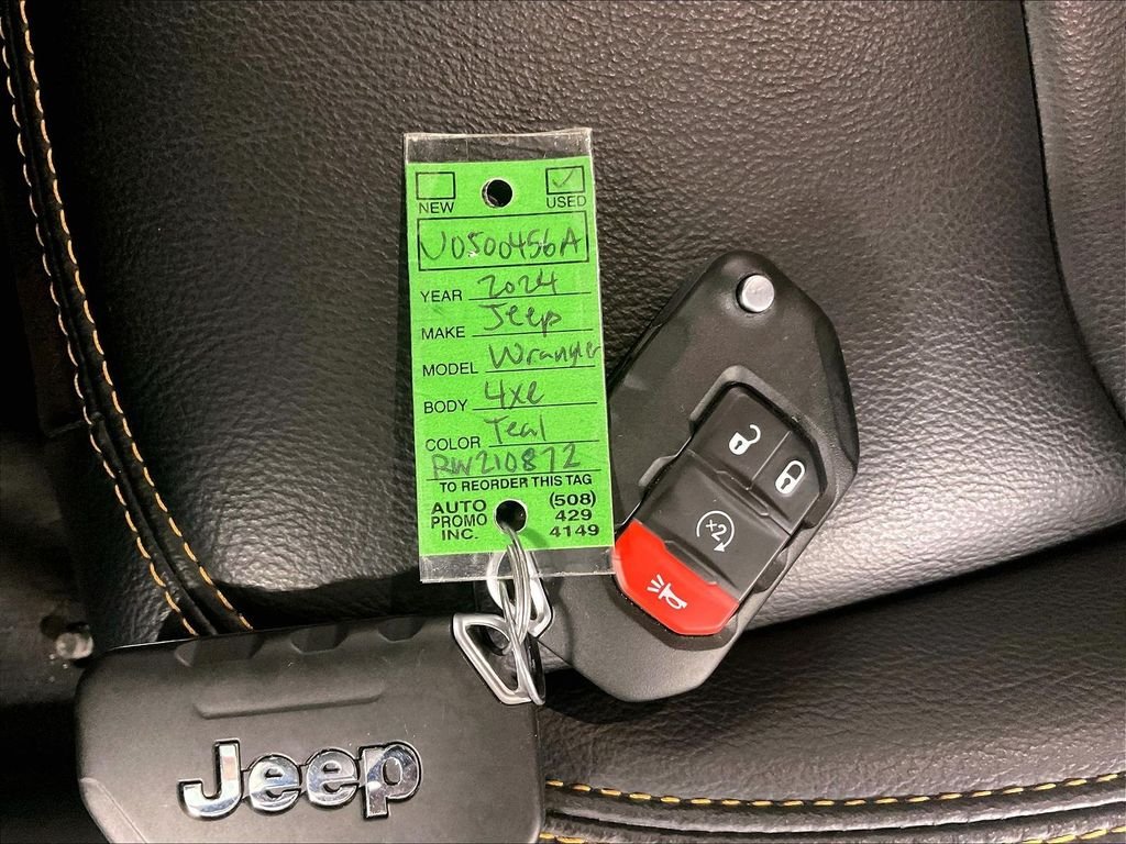 Used 2024 Beige Jeep Sahara 4xe image 31